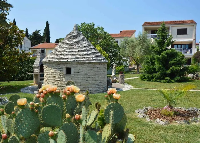 In - Istrien 10988 *